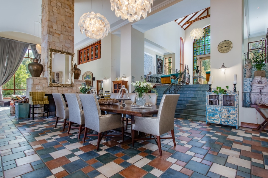 5 Bedroom Property for Sale in Winelands Western Cape